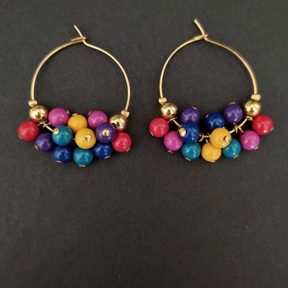 Gold hoops with multi color round dangle beads - Picture 3 of 7